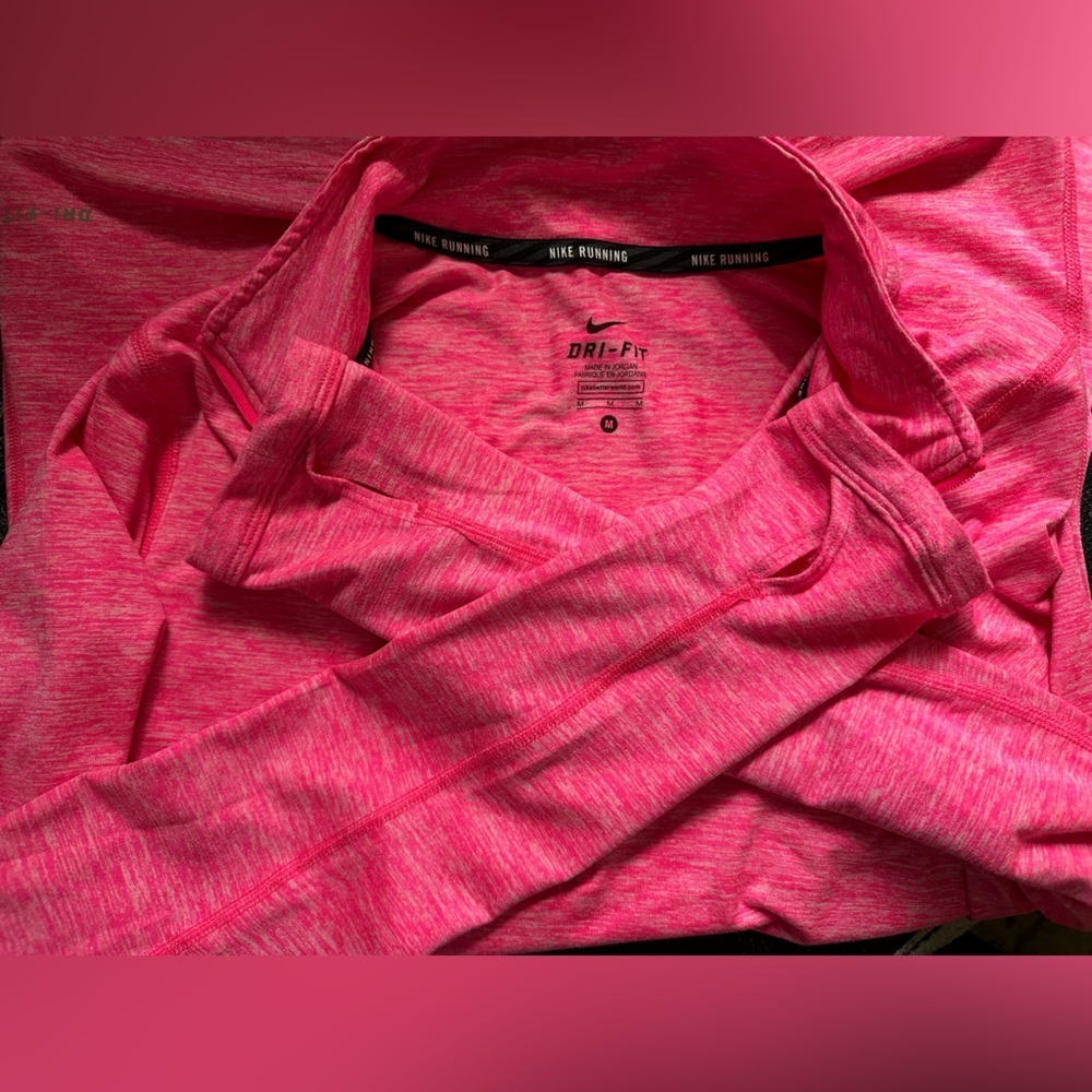 Women’s Nike Dri-Fit Pullover - Picture 4 of 4
